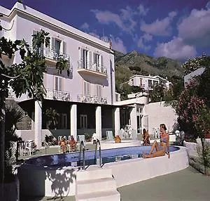 Hotel Riva Del Sole
