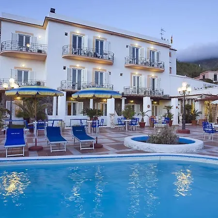 Riva Del Sole Hotel